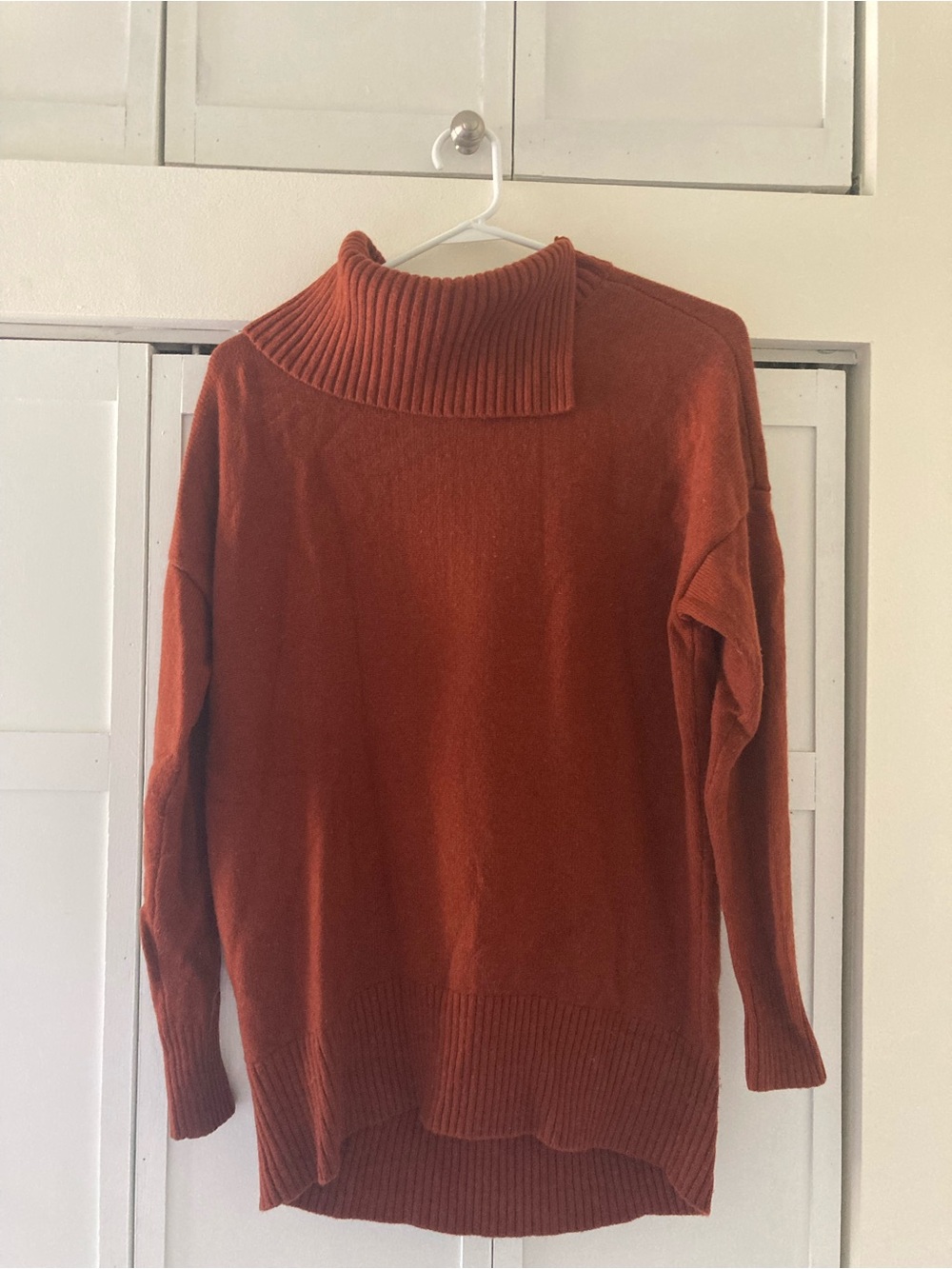 Nordstrom Rust Ribbed Funnelneck Sweater